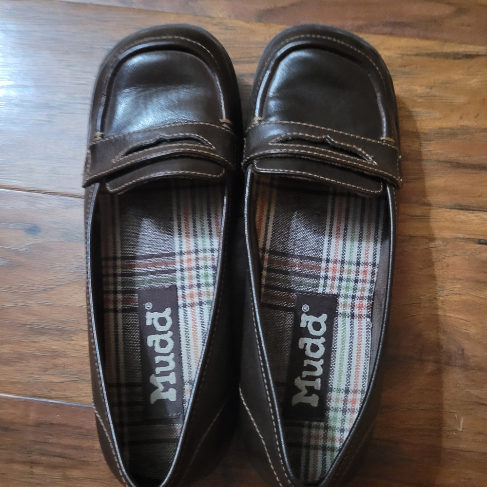 Mudd loafers